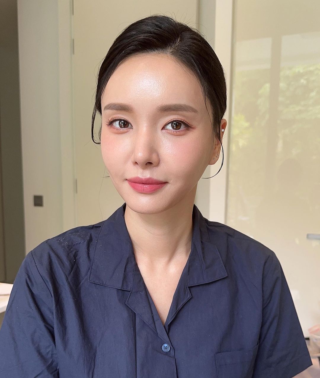 Julie Kim Makeup (Soyeong Kim)
