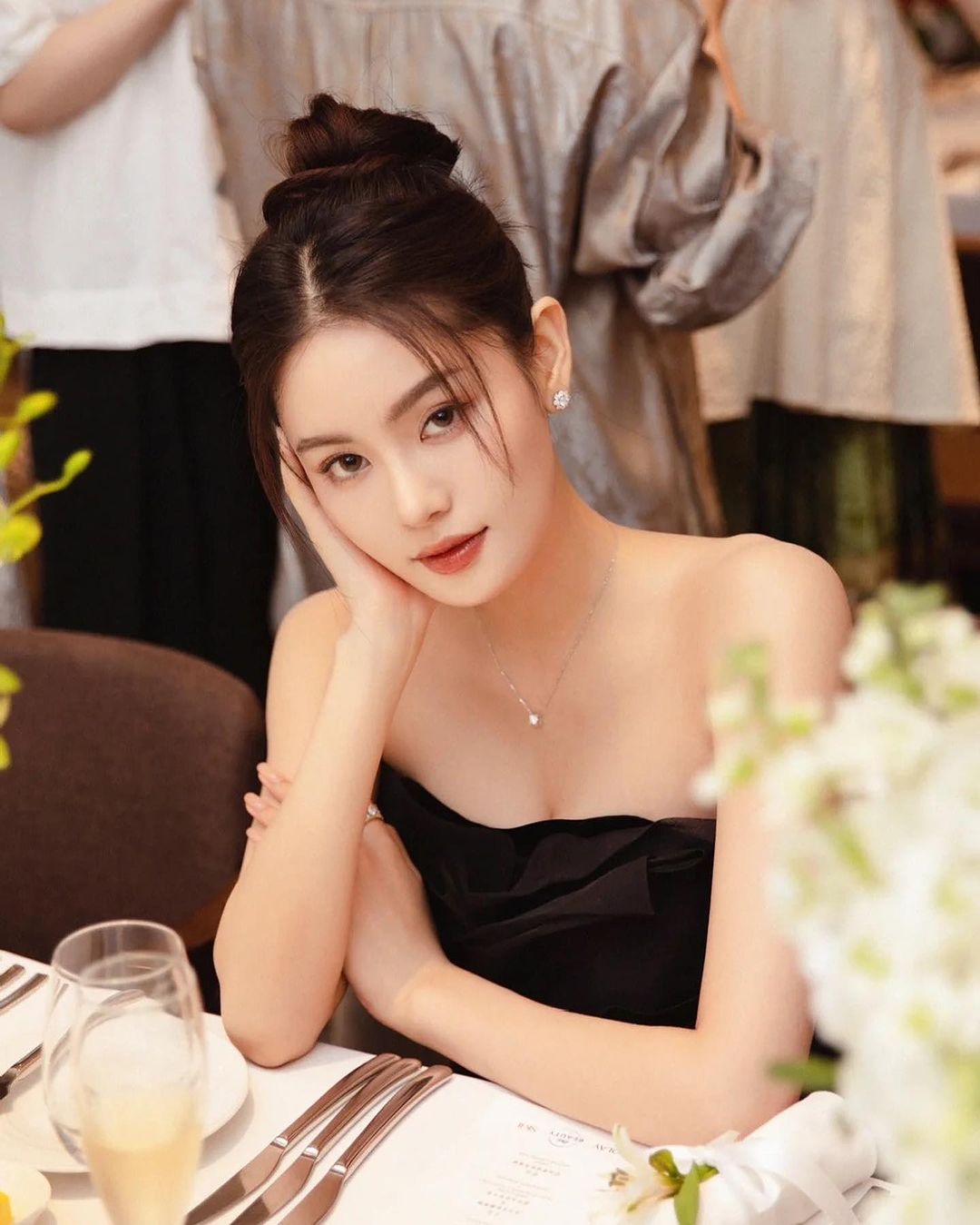 Victoria Han Makeup