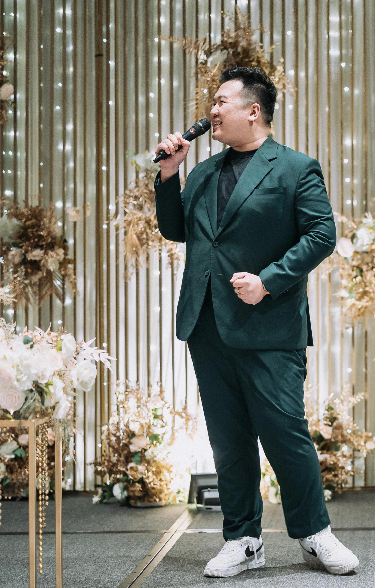 Emcee Dixon