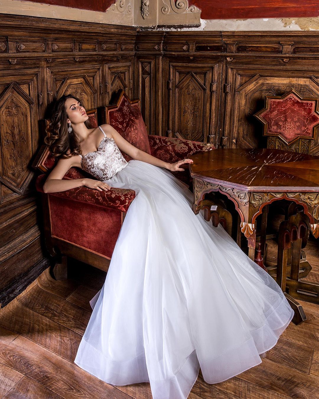 Luna Bianca Bridal Studio