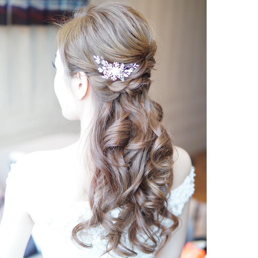 Mibe Leung Makeup & Hair