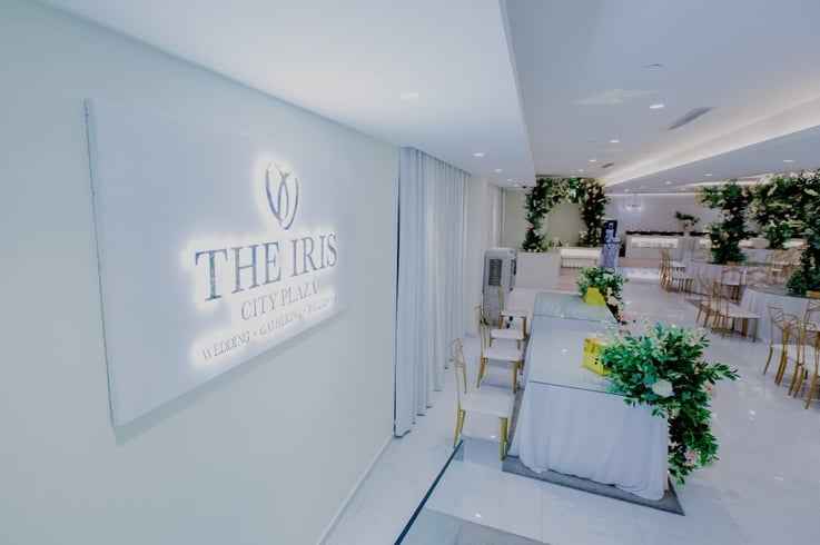 The Iris City Plaza