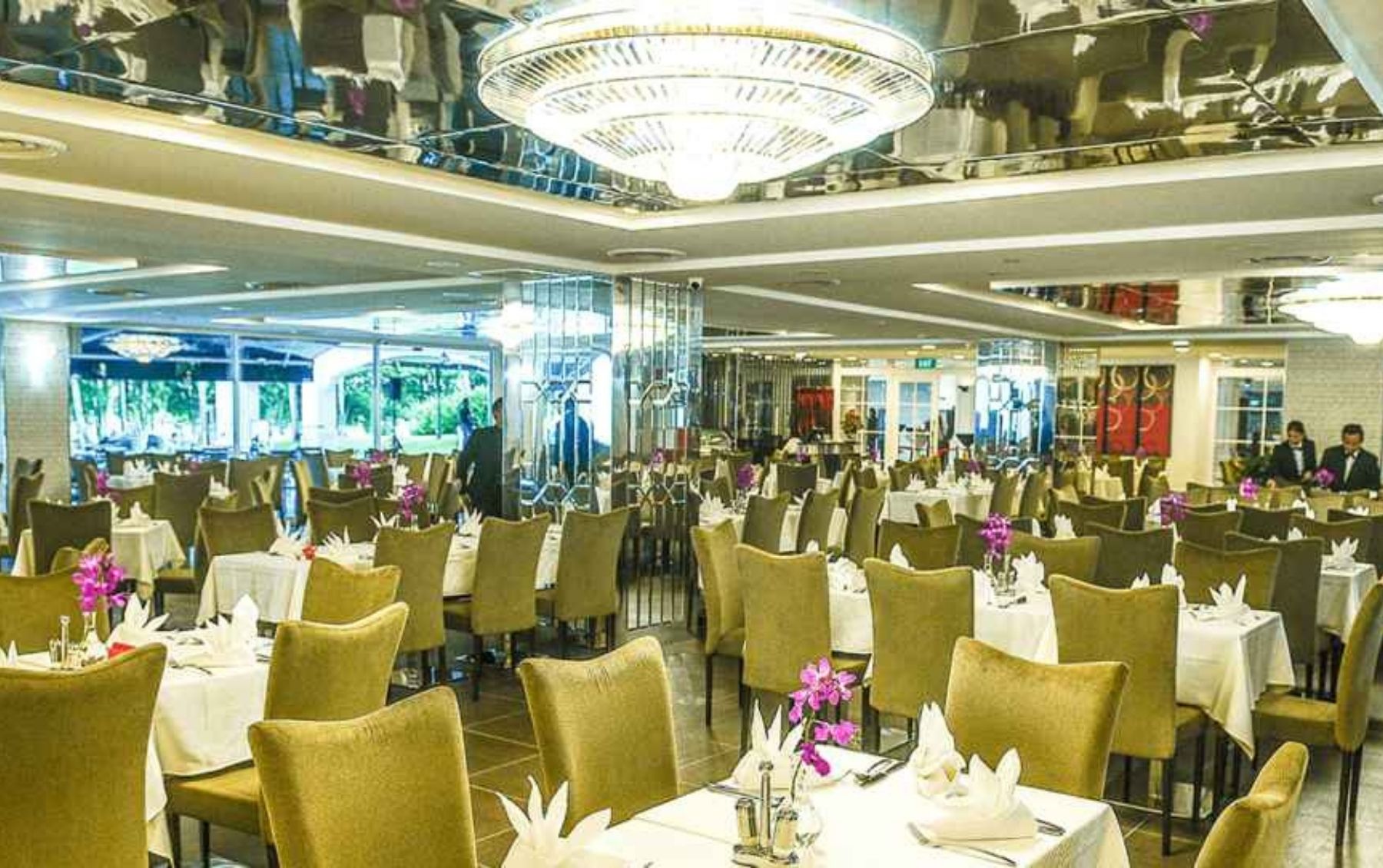 Royal Palm @ Orchid Country Club Restaurant