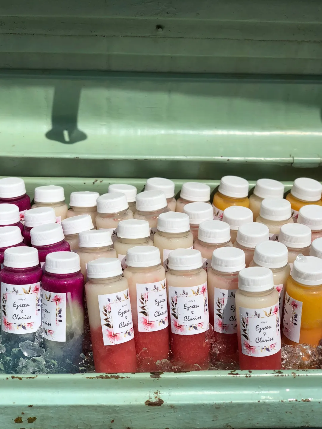 The Juicy Way: Fruit Juice Live Station & Catering
